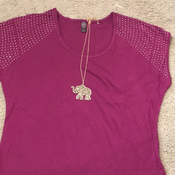 T-shirt - Picture 1 of 4